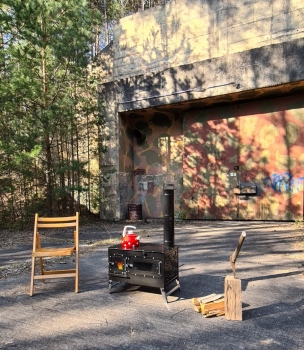 Holzgrill mit Backfach, Herdplatte "Rosalie" Gartenkamin Pizzaofen Feuerschale